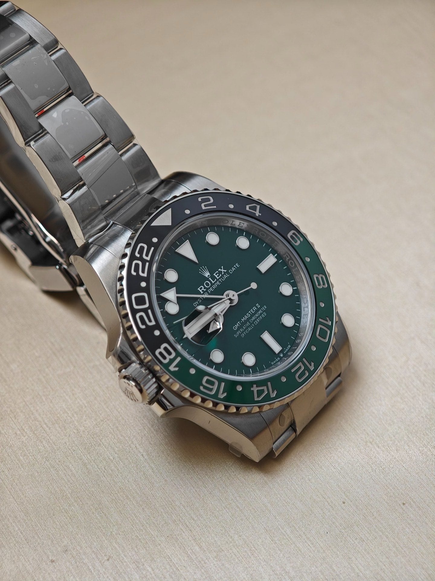 Rolex GMT-Master II 126729VTNR White Gold Green Dial