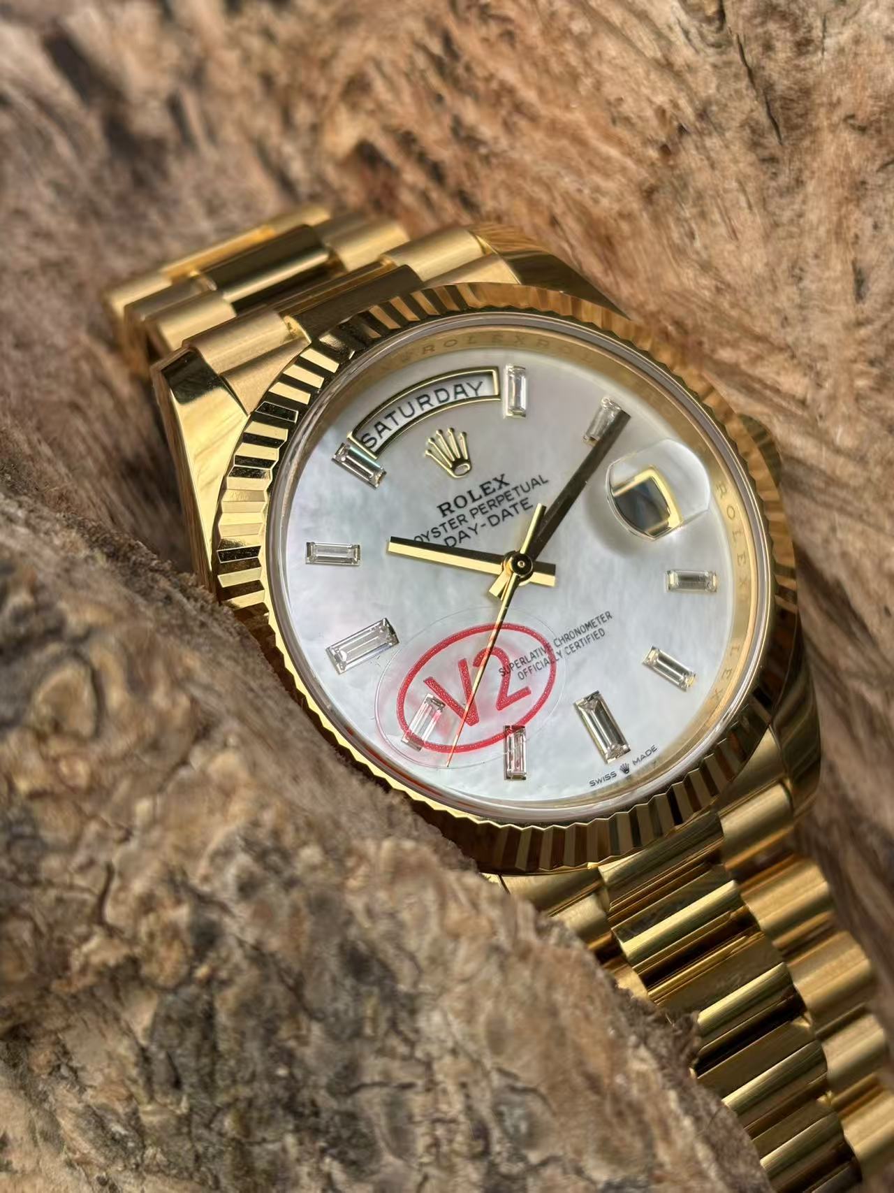 Rolex Day-Date Yellow Gold Mother-of-Pearl Diamond Dial