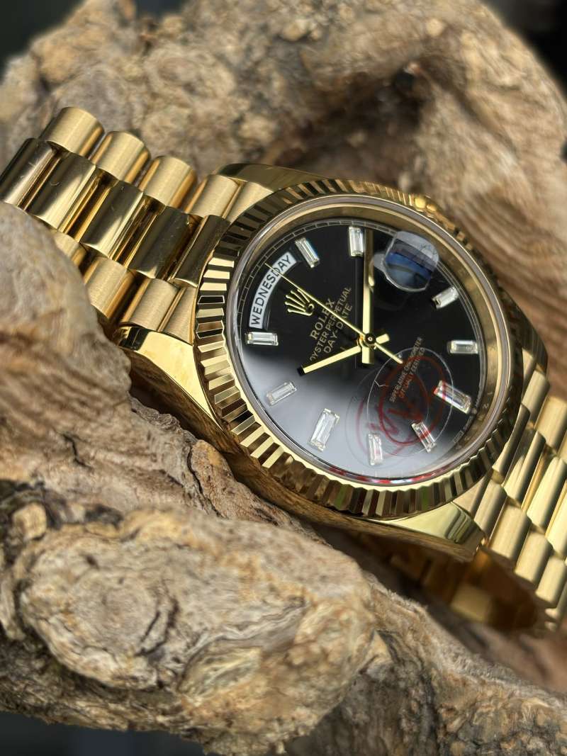 Rolex Day-Date 40 Yellow Gold Black Diamond Dial