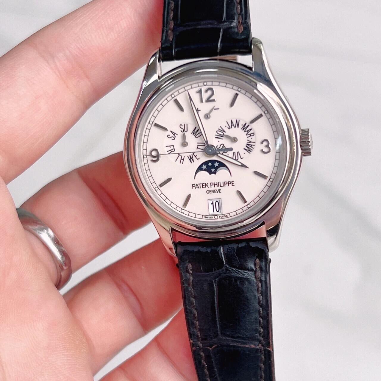 Patek Philippe Annual Calendar 5146G White Gold