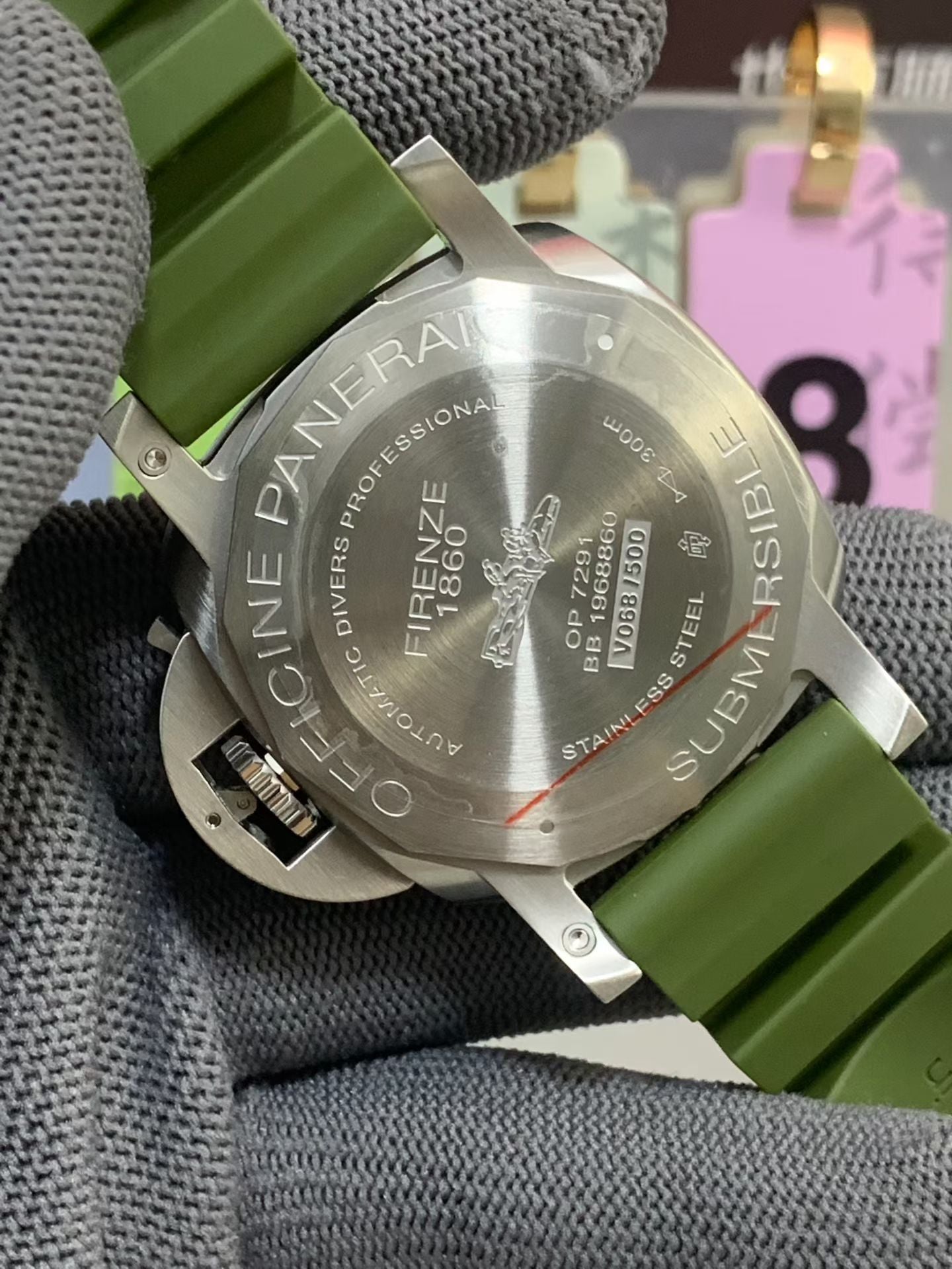 Panerai Submersible Verde Militare 42mm PAM01055