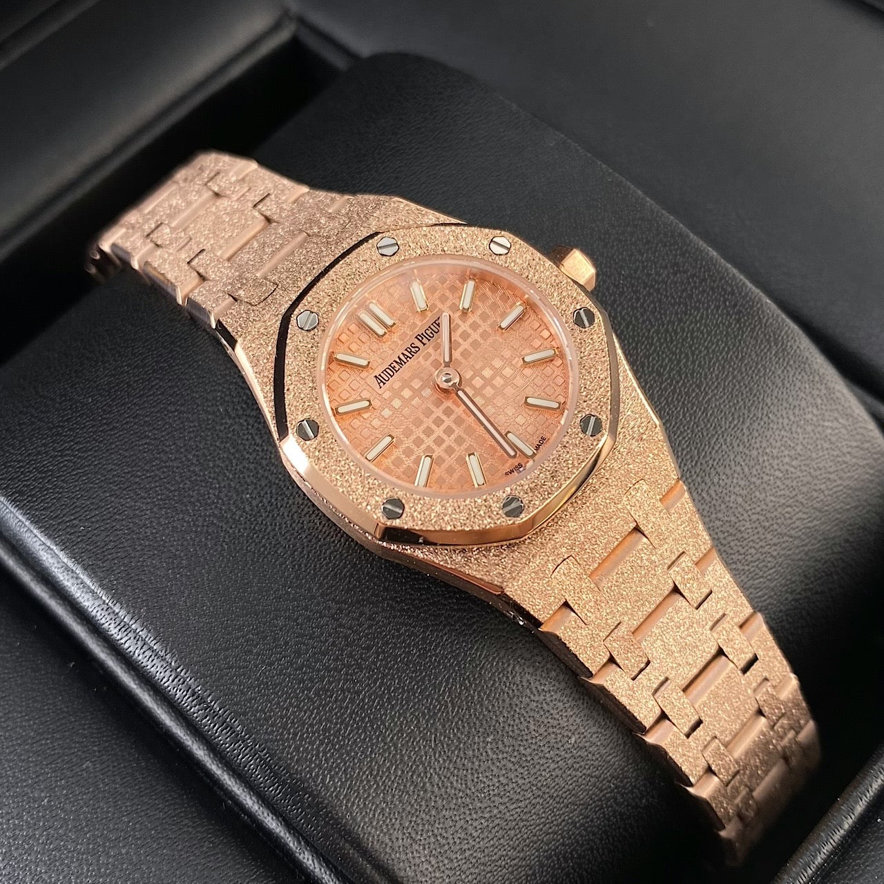 Audemars Piguet Royal Oak Mini Frosted Gold Quartz 18K Rose Gold Ladies Watch