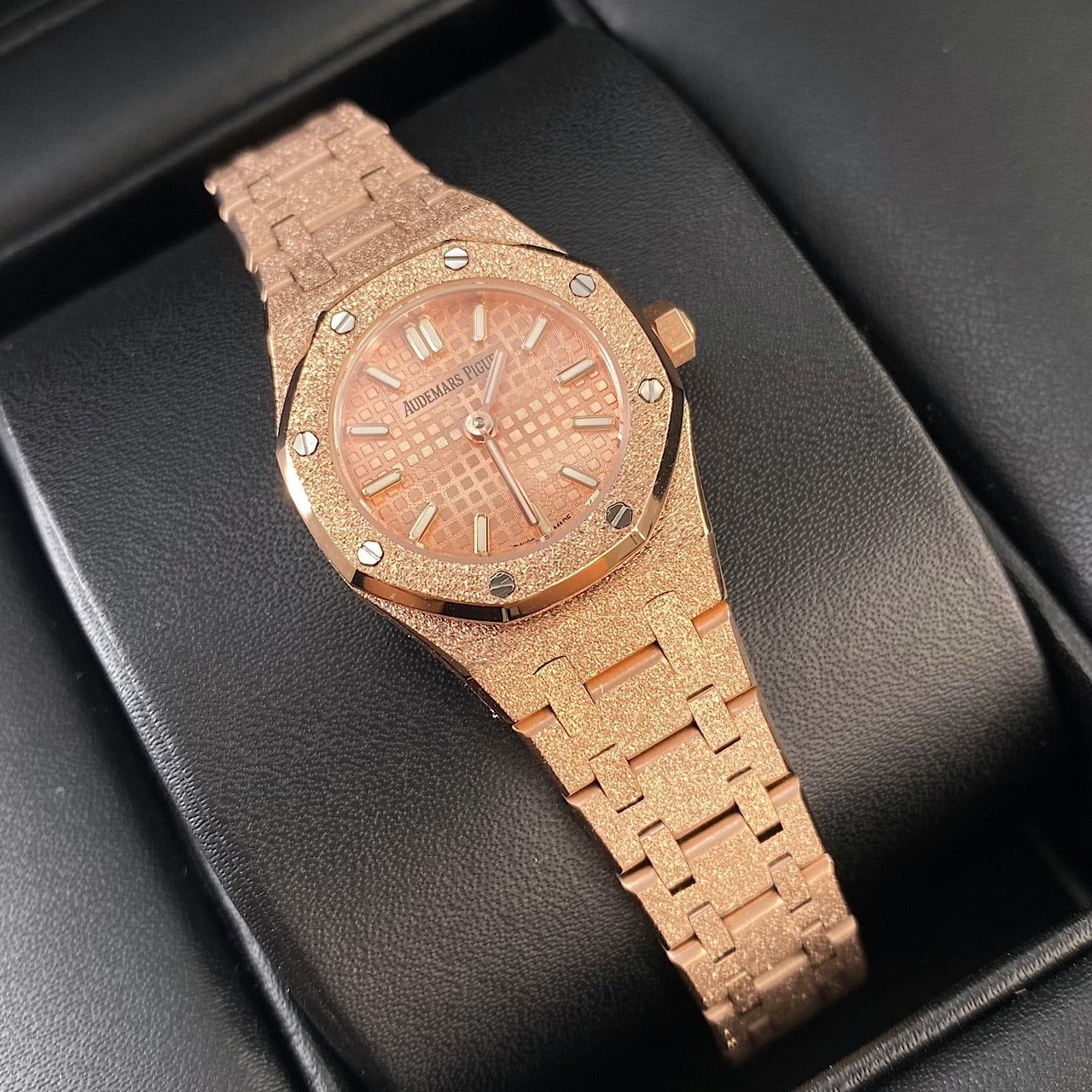 Audemars Piguet Royal Oak Mini Frosted Gold Quartz 18K Rose Gold Ladies Watch