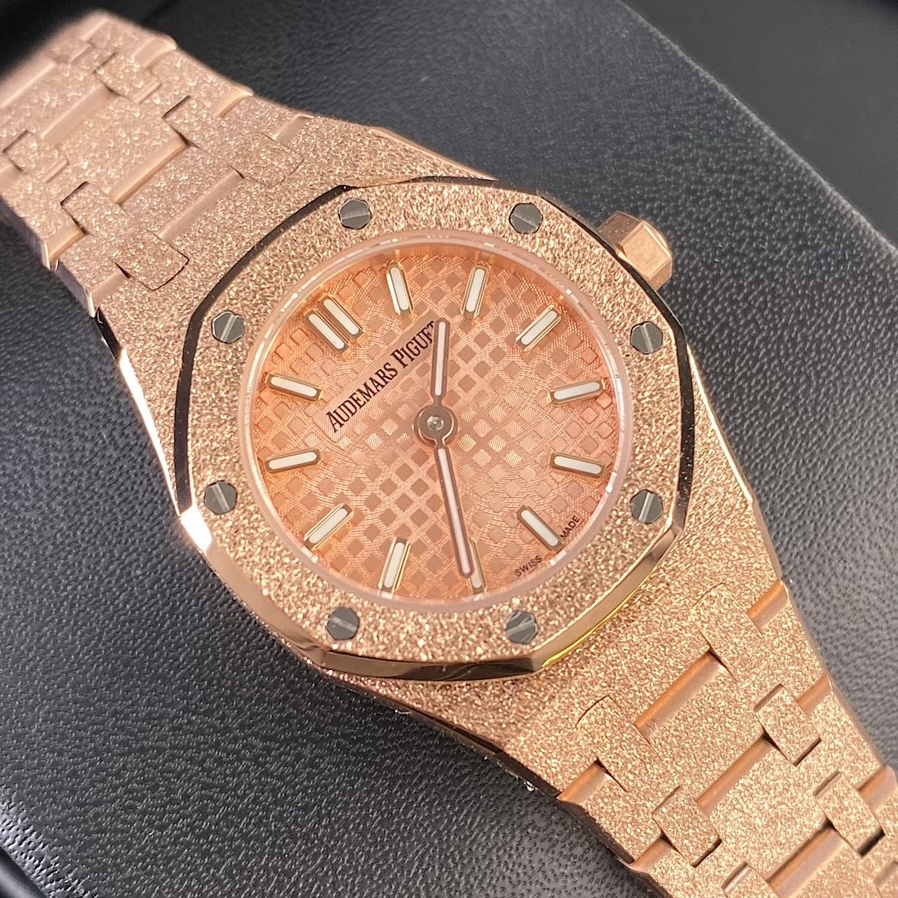 Audemars Piguet Royal Oak Mini Frosted Gold Quartz 18K Rose Gold Ladies Watch
