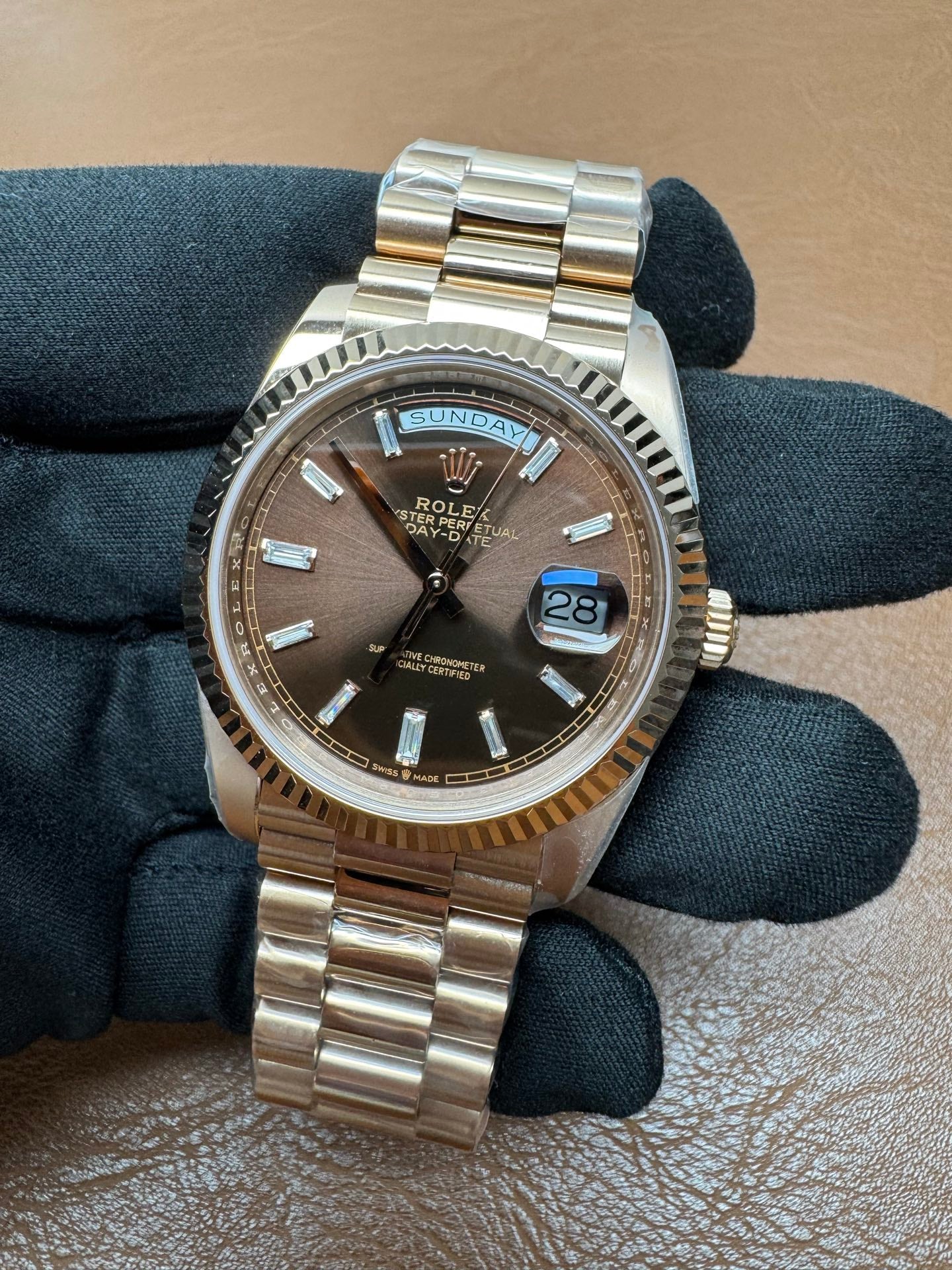 Rolex Day-Date 40 Ref. 228235 Everose Gold Chocolate Dial