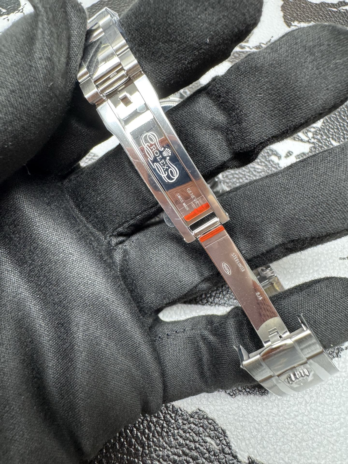 Rolex Datejust 31 Silver Roman Dial Fluted Bezel