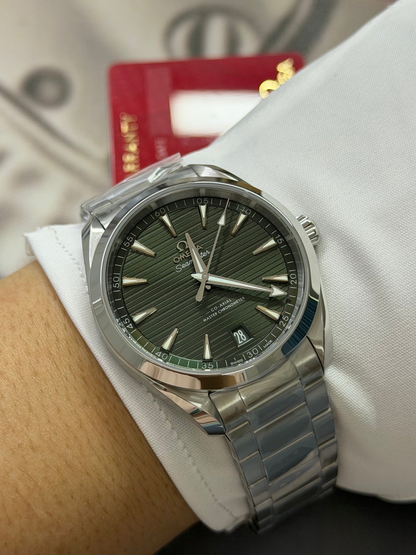 Omega Seamaster Aqua Terra 150M Green Teak Dial Luxury Watchwq