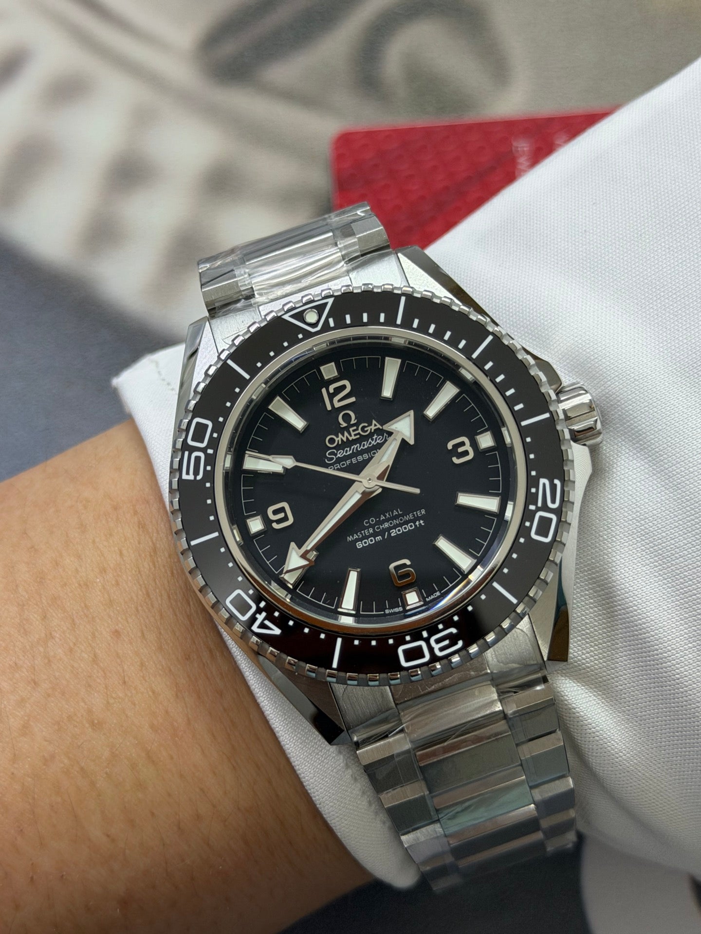 Omega Seamaster Planet Ocean 600M Black Ceramic Bezel Luxury Watch