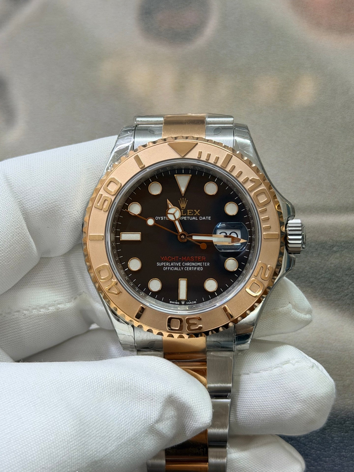 Rolex Yacht-Master 40 Oystersteel & Everose Gold with Black Dial