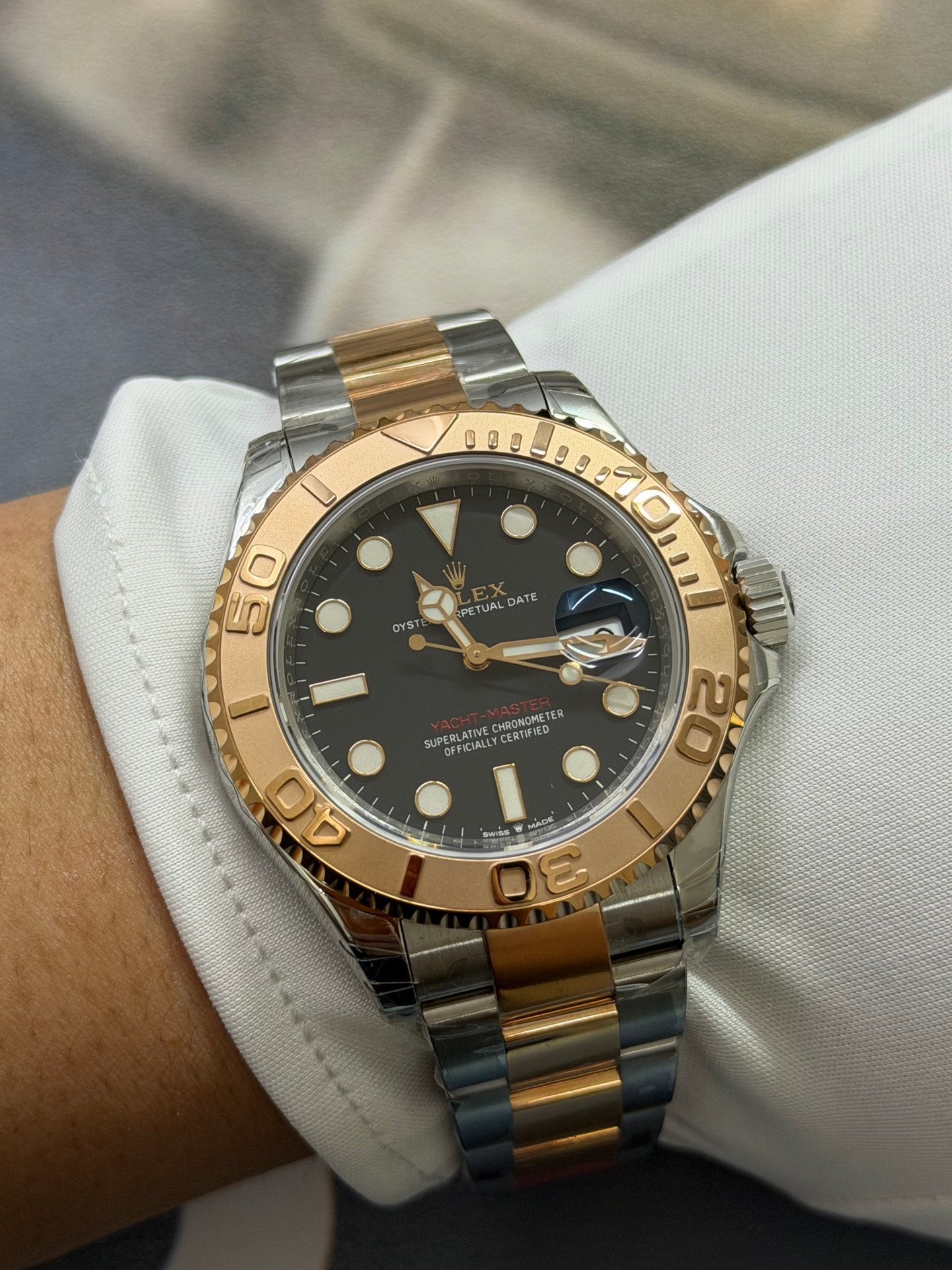 Rolex Yacht-Master 40 Oystersteel & Everose Gold with Black Dial