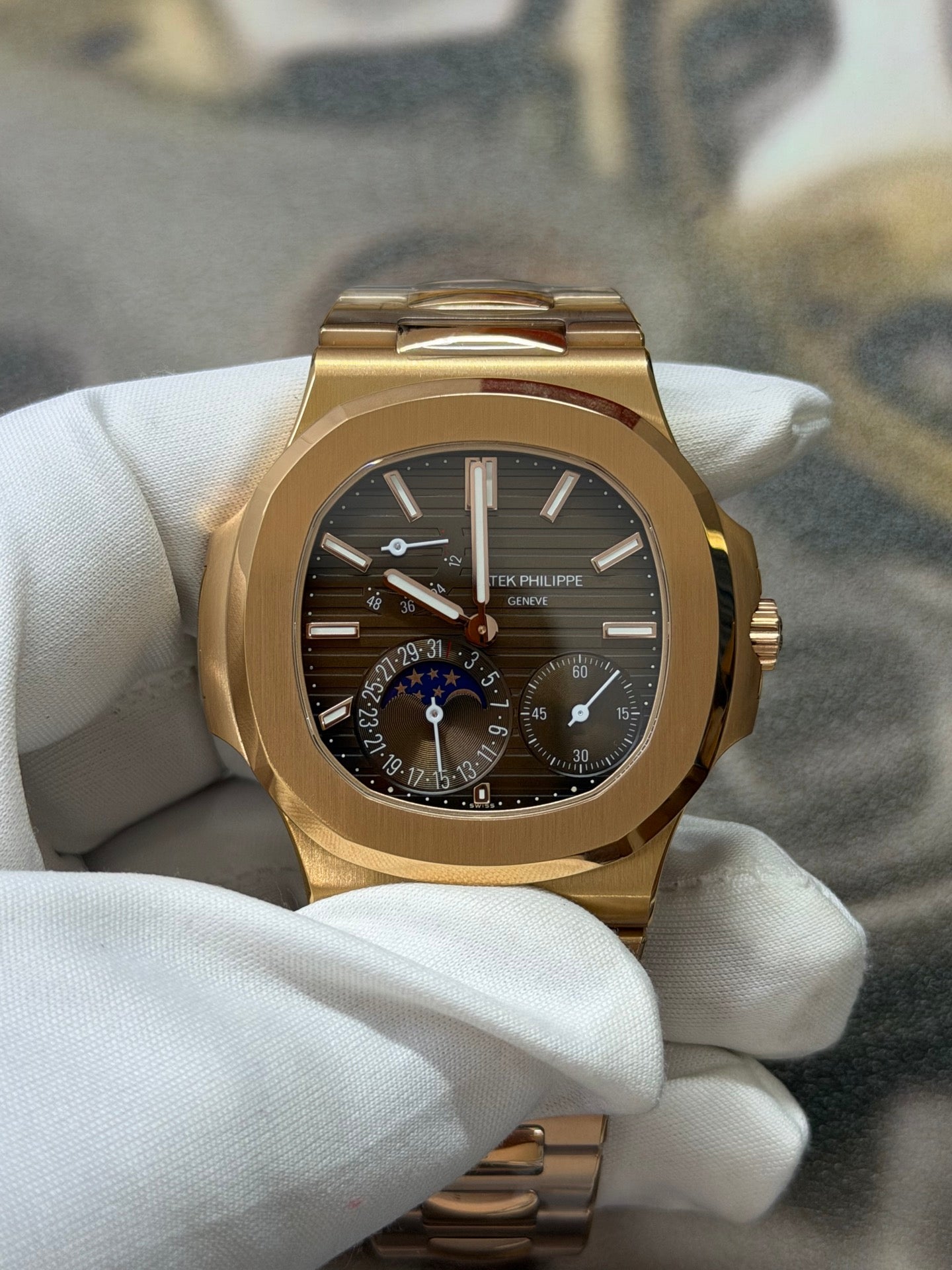 Patek Philippe Nautilus 5712/1R-001 Rose Gold Brown Dial Watch
