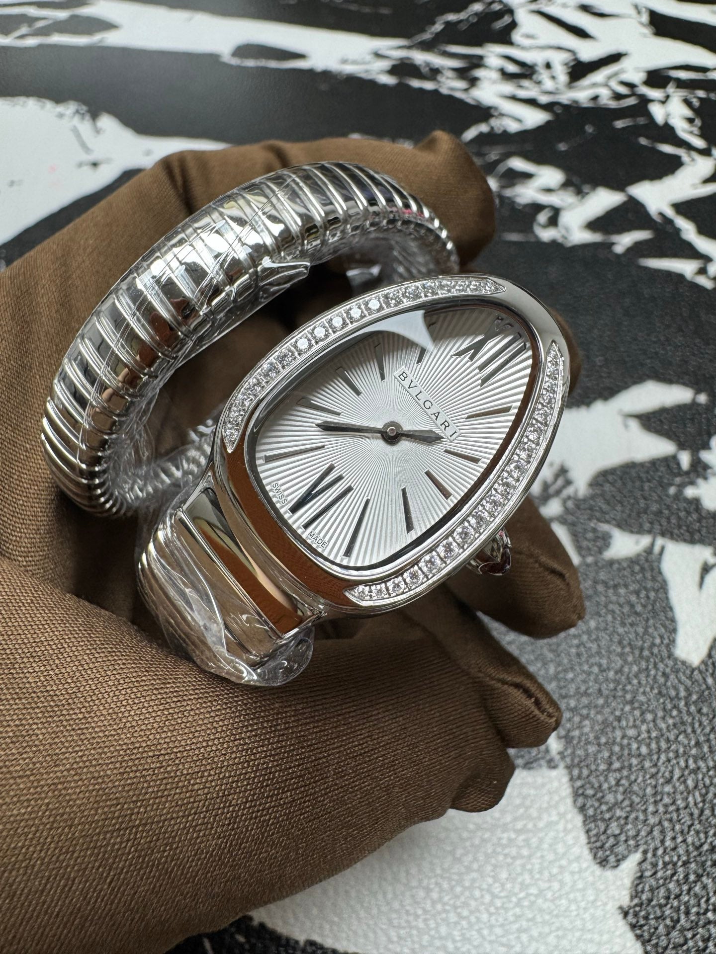 BVLGARI Serpenti Seduttori Diamond Bezel Luxury Watch